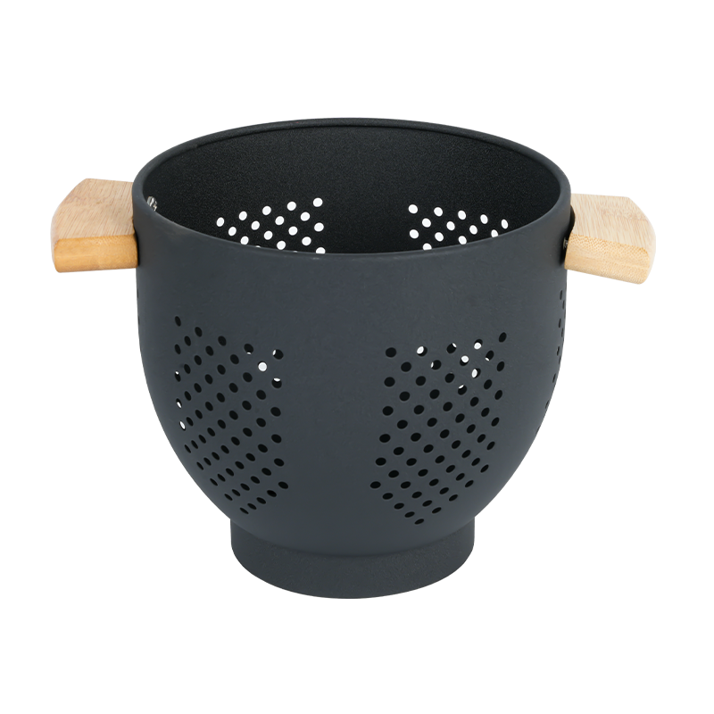 K09 Metal Colander with Wooden Handle