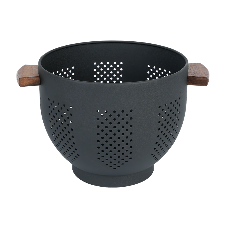 K09 Metal Colander with Wooden Handle